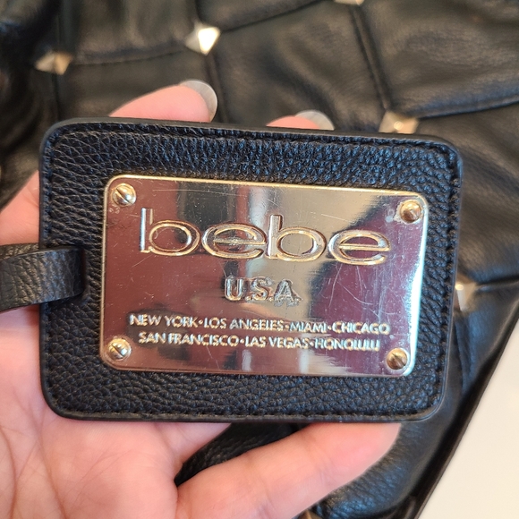 Bebe quilted  LargeTote bag/ Sz 10" height, 14" wide, 4.5 bottom wide - Picture 4 of 7